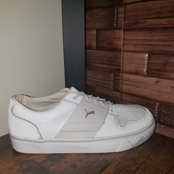 SOLD Boys Puma - Picture 6 of 6